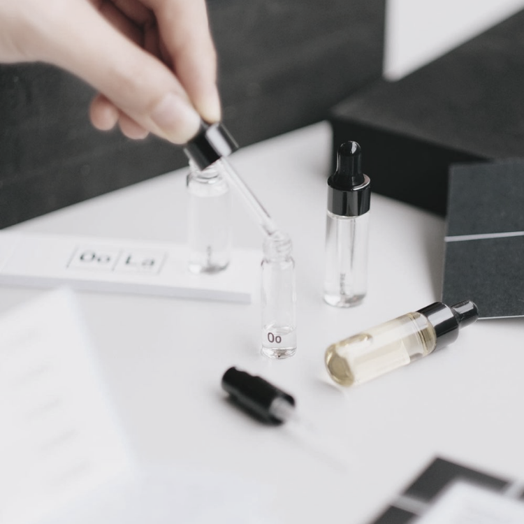 Arabia: Fragrance Design & Mixology Session (Online) (GMT+4) - Oo La Lab